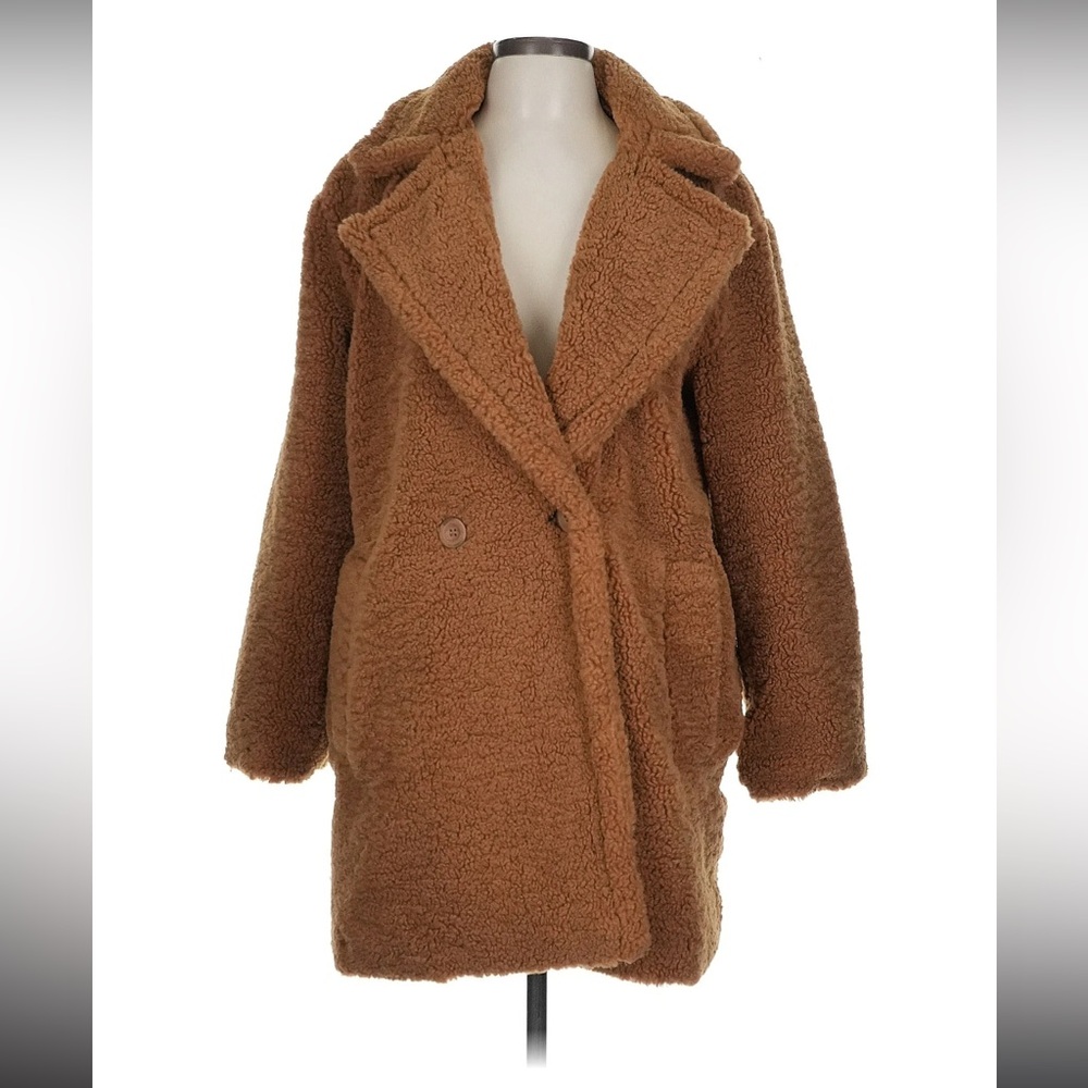 BEARPAW BROWN COAT